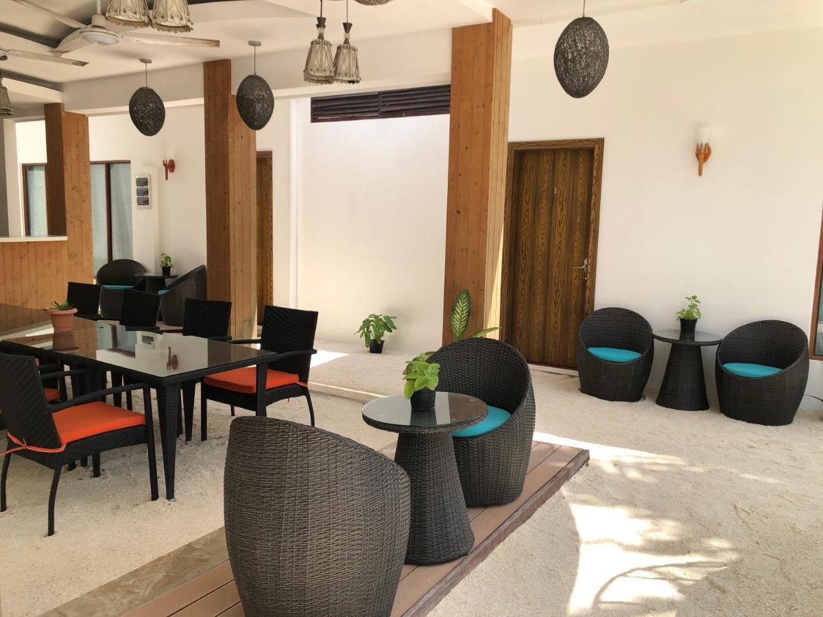 Lvis Blancura Hotel Dharavandhoo Exteriör bild