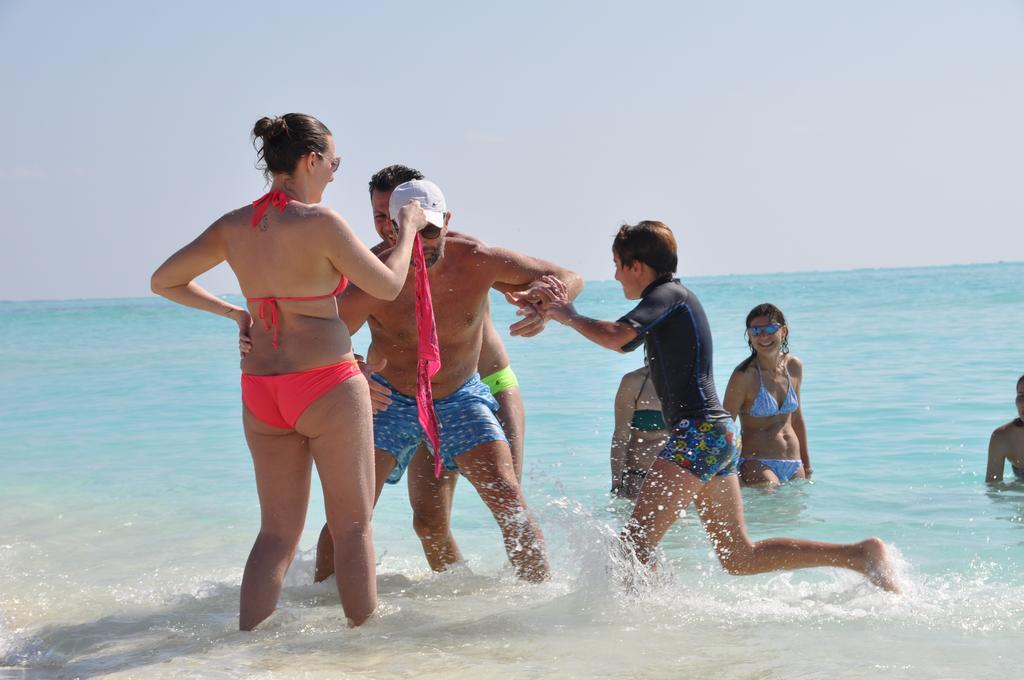 Lvis Blancura Hotel Dharavandhoo Exteriör bild