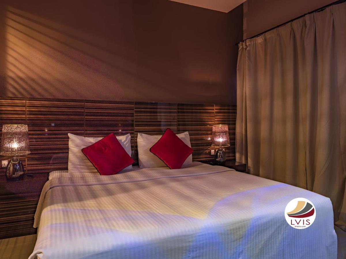 Lvis Blancura Hotel Dharavandhoo Exteriör bild