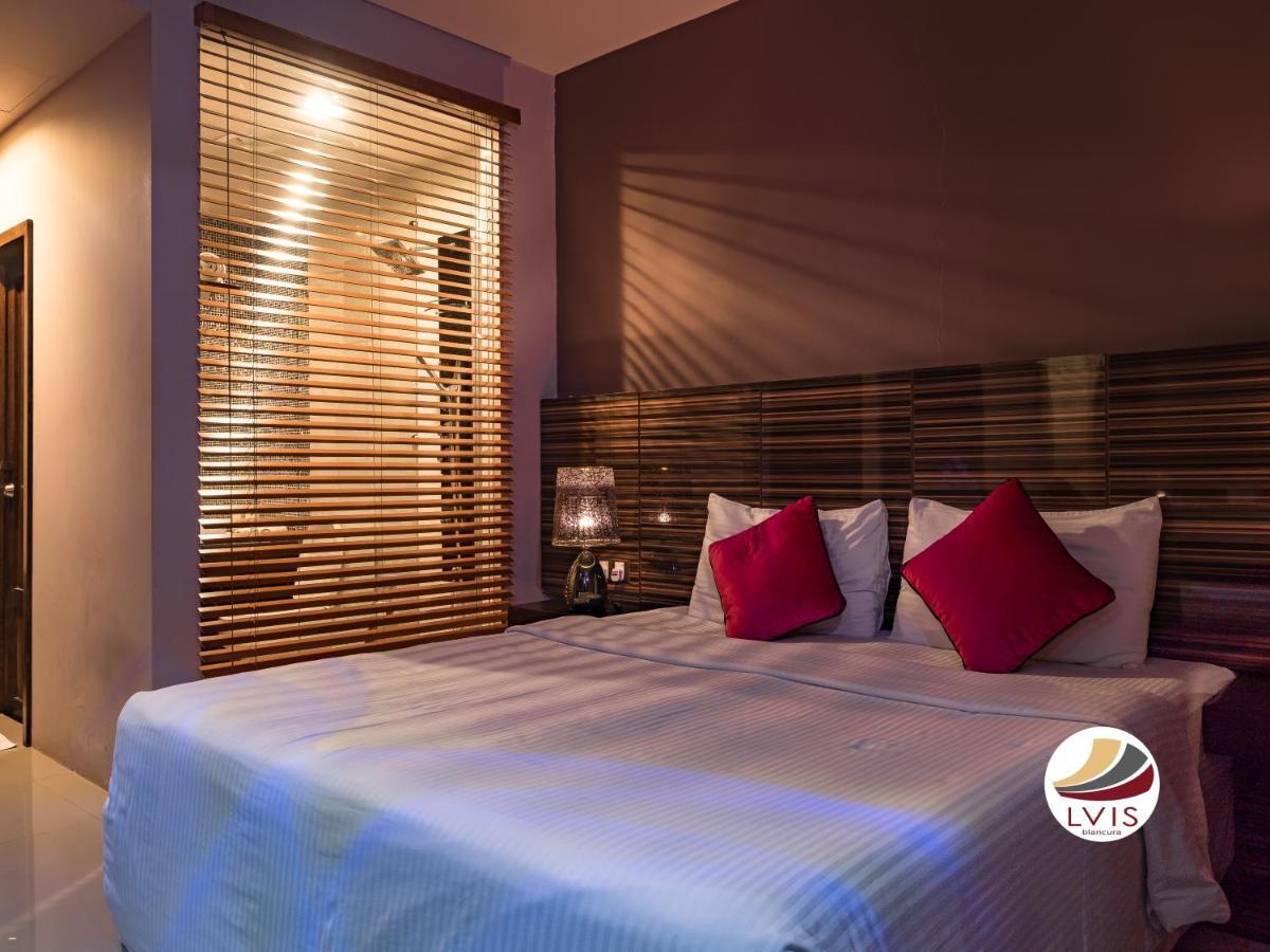 Lvis Blancura Hotel Dharavandhoo Exteriör bild